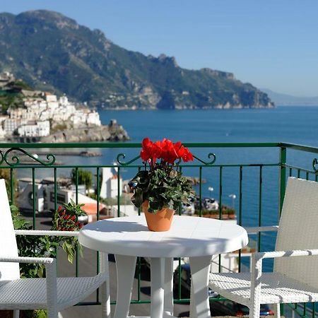 Amalfi Blue Flowers A Екстер'єр фото